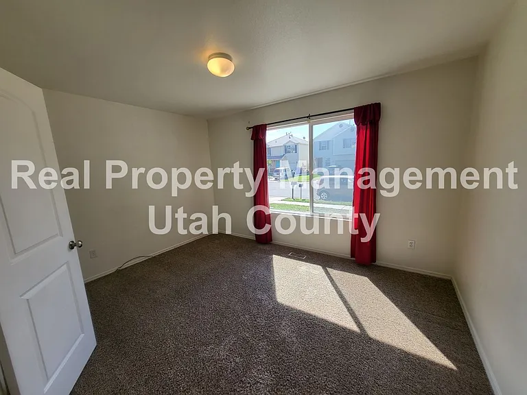 2169 E Summit Way — Photo 14