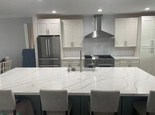 19542 Pompano Ln UNIT 105, Huntington Beach, CA 92648