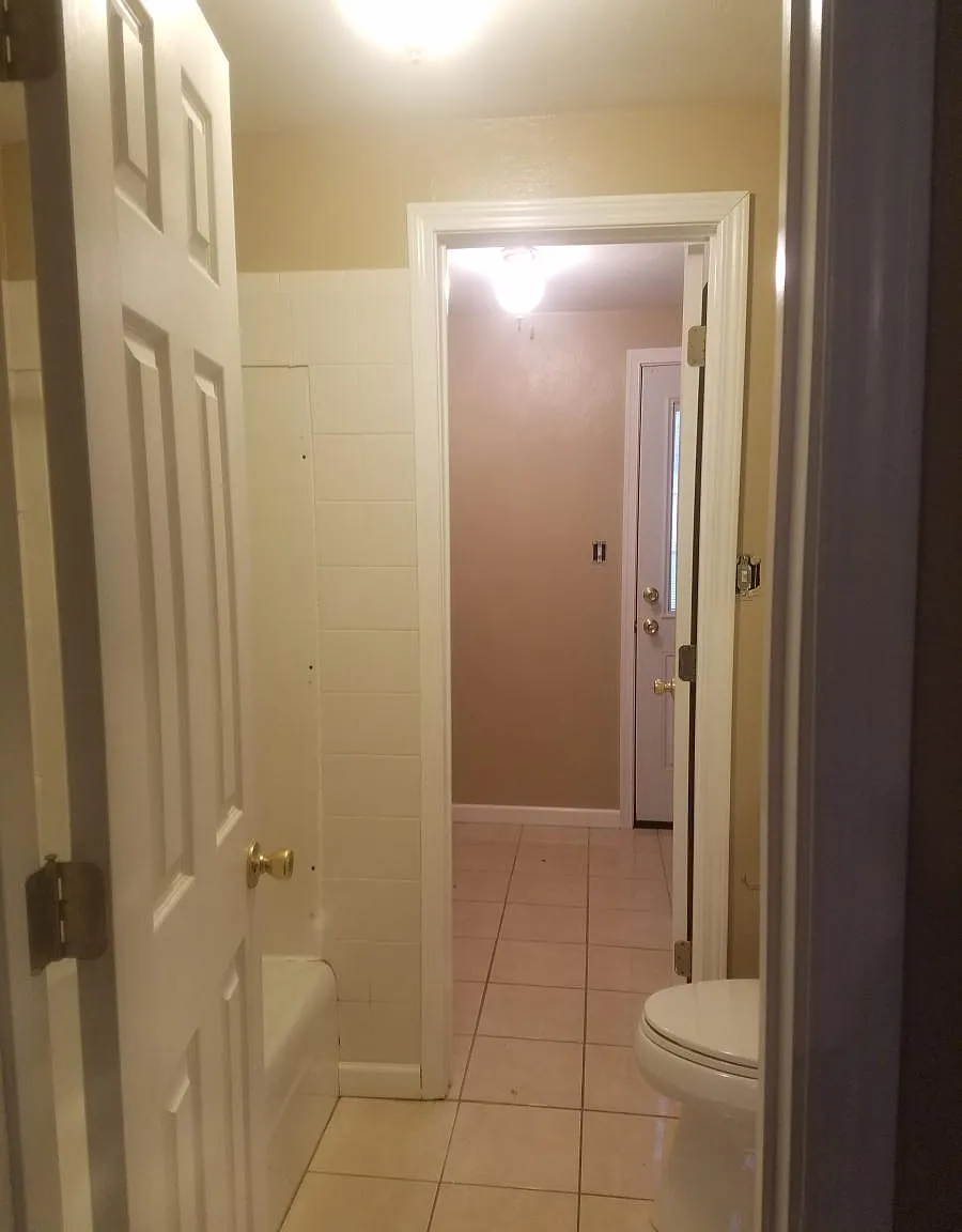 3 W Poos Drive — Photo 4