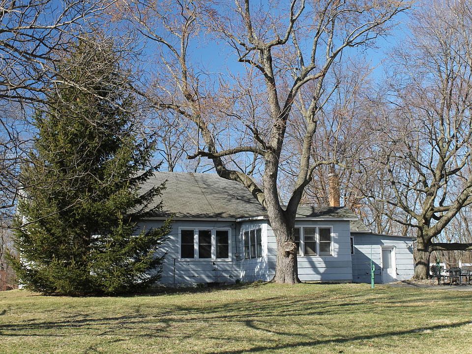 1st image of 531 S Whittaker St