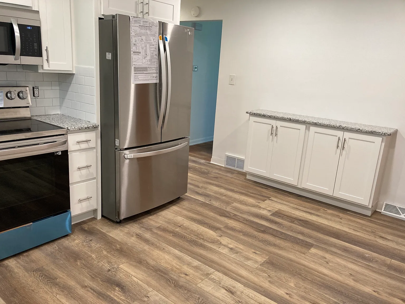 2 bed, 880 sqft, $1,500 — Photo 3
