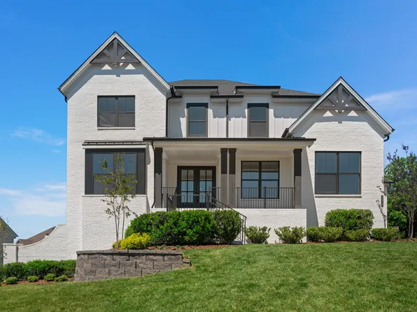 4618 Majestic Meadows Dr, Arrington, TN 37014