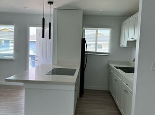 106 E Tiffany Dr APT 4, Mangonia Park, FL 33407