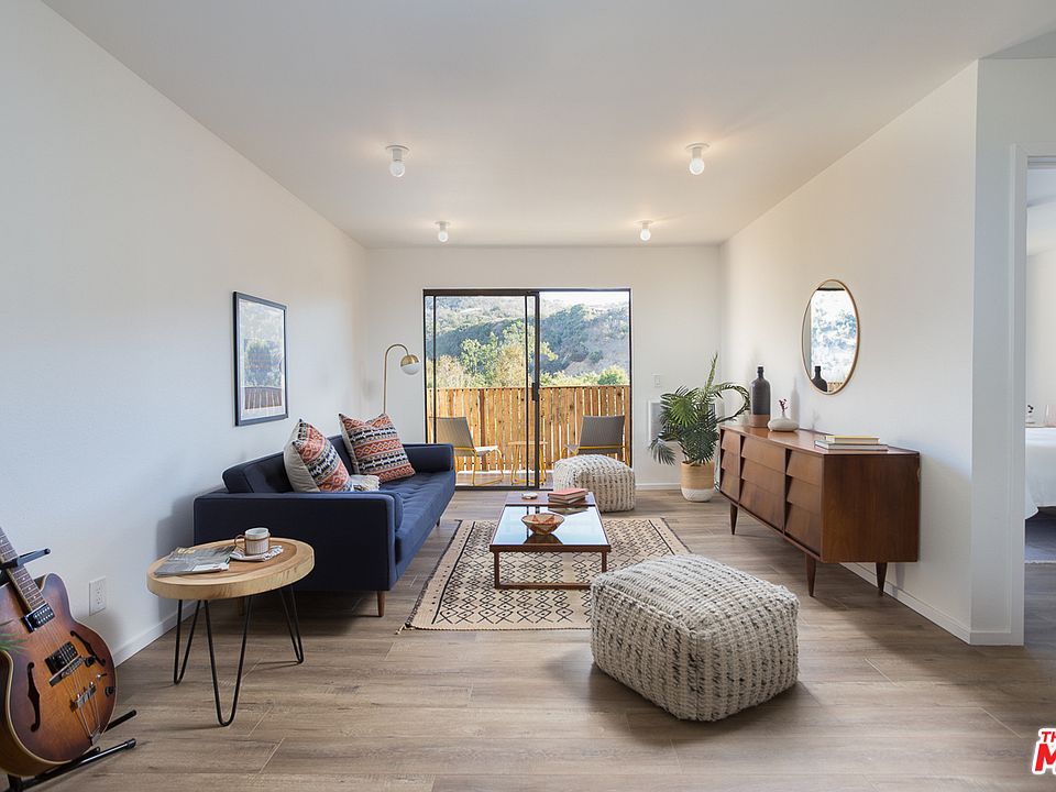 1st image of 5036 E Echo St #401