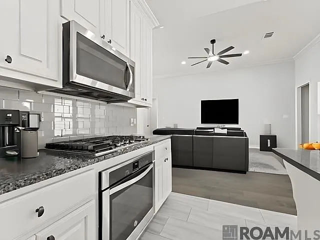 10365 Fountain Ln — Photo 4