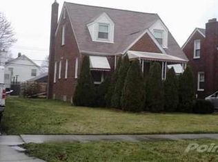 3179 Birchwood St, Trenton, MI 48183