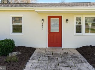 8471 Renalds Ave, Marshall, VA 20115