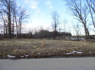 2 Windsor Pl, Mount Vernon, IL 62864