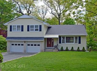 462 Wyckoff Ave, Ramsey, NJ 07446