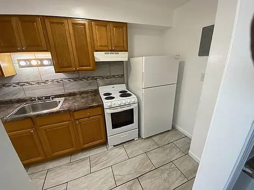 4837 Cadieux Ave #9 Photo 1