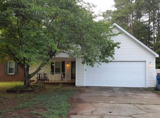 1482 Carriage Ln, Jonesboro, GA