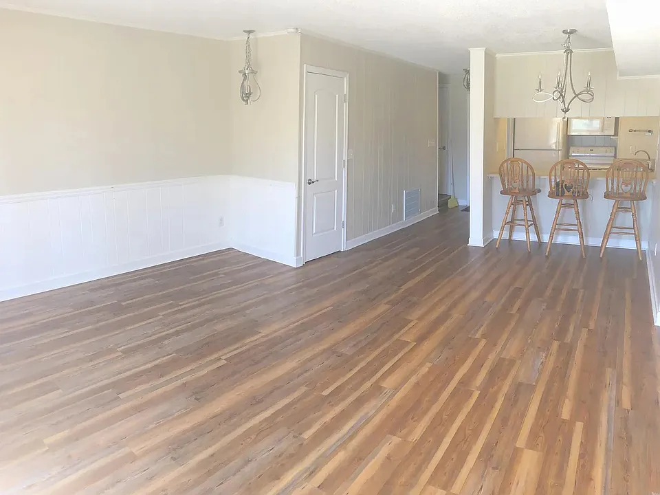 7 Foxfire Blvd #102