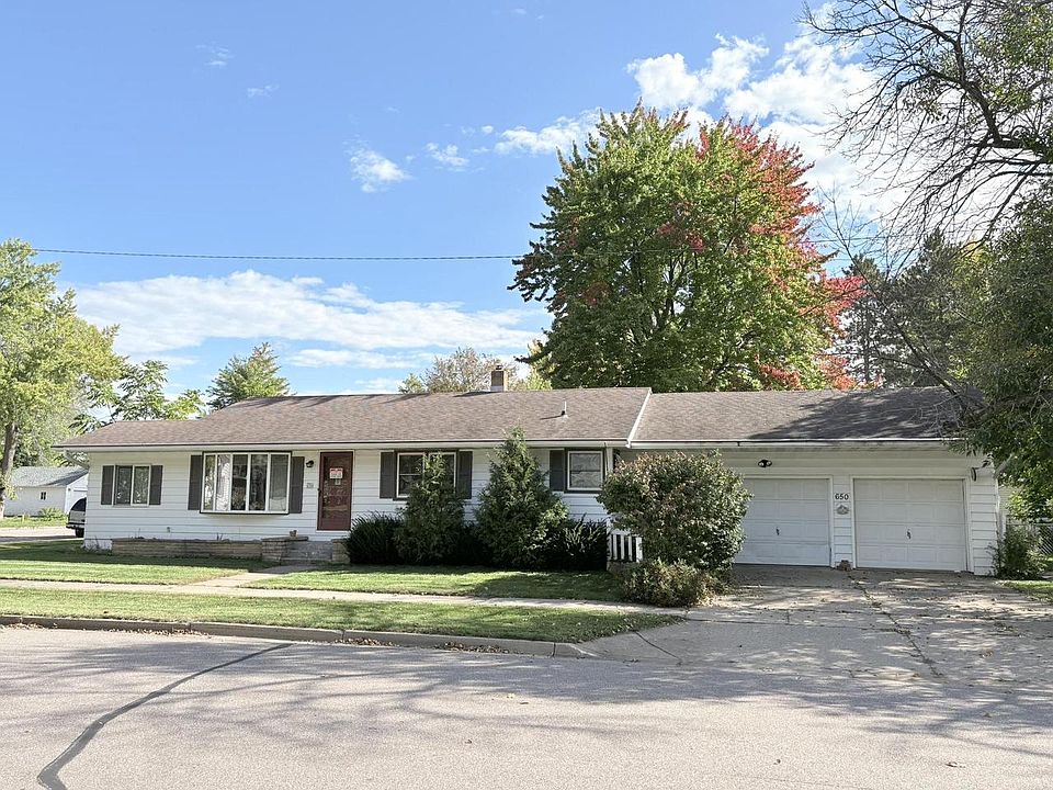 1st image of 650 1ST STREET