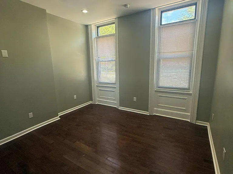 1714 W Girard Ave #1 — Photo 4