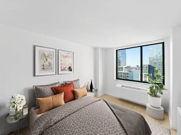 75 West End Avenue image 9 of 38