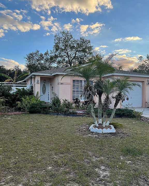 Corner home 3/2 with garage 