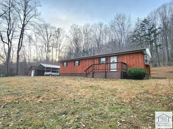 349 Soap Stone Rd, Stuart, VA 24171