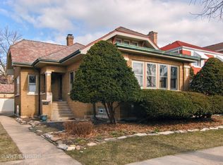 6915 Riverside Dr, Berwyn, IL 60402