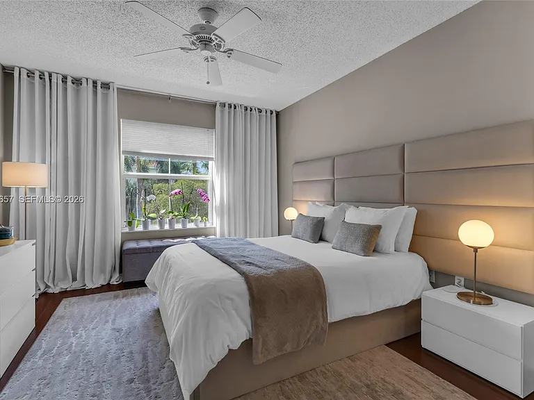 2309 Tuscany Way #2309 — Photo 11