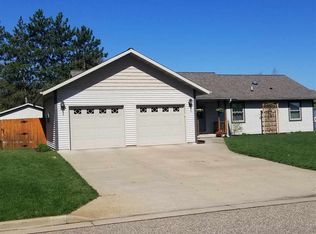 820 Brook Trout Ct, Nekoosa, WI 54457