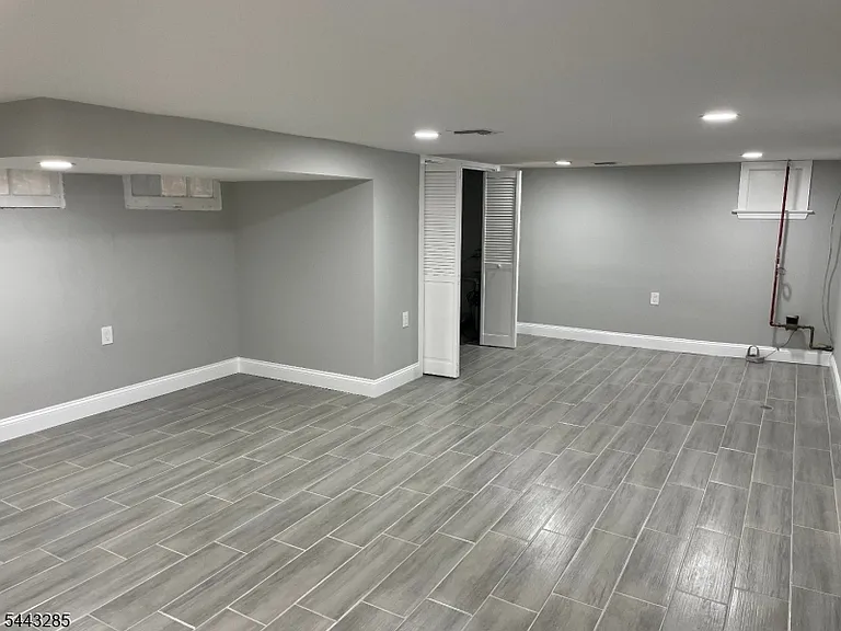 742 Central Ave — Photo 11