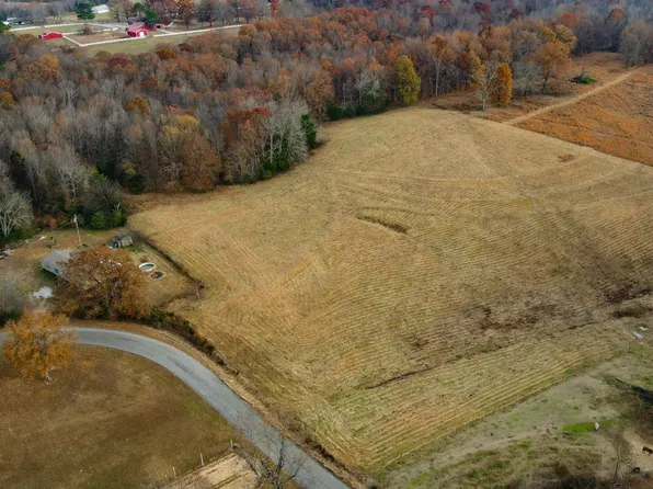 2 County Road 496, Lexington, AL 35648