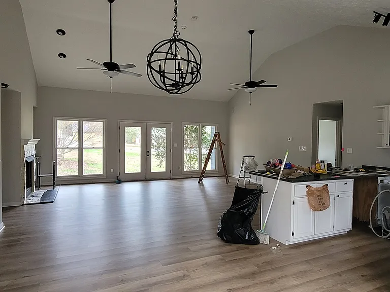 21 Market Cir — Photo 12