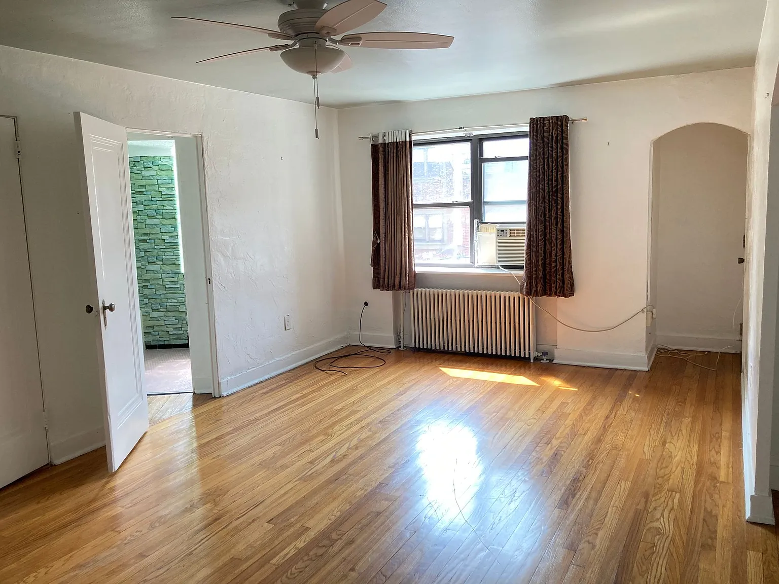 5701 Munhall Rd — Photo 2