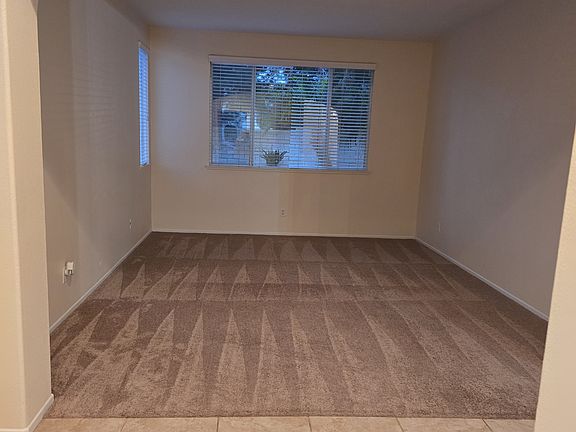 4th image of 37734 Sprucewood Ln