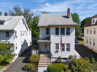 421 Berwick St, Orange, NJ 07050