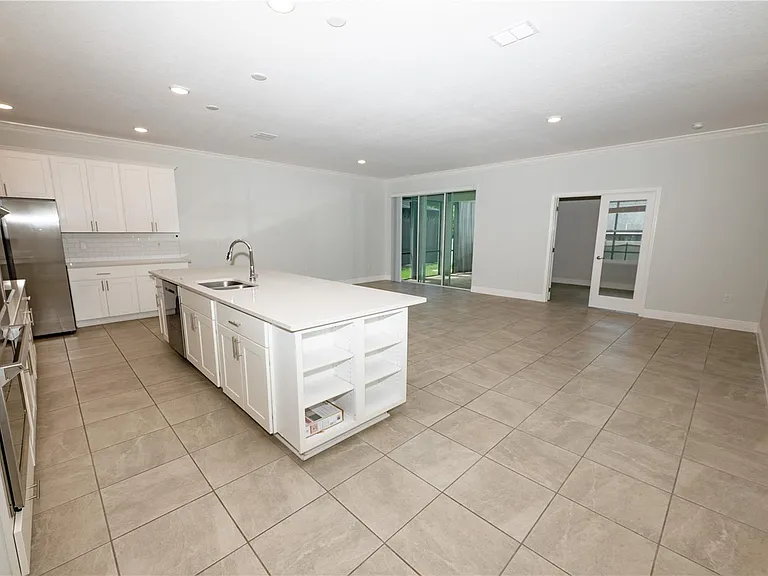 375 Villa Sorrento Cir — Photo 9