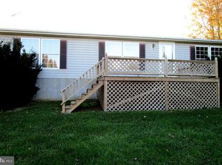 213 Jackson Square Rd, Thomasville, PA 17364