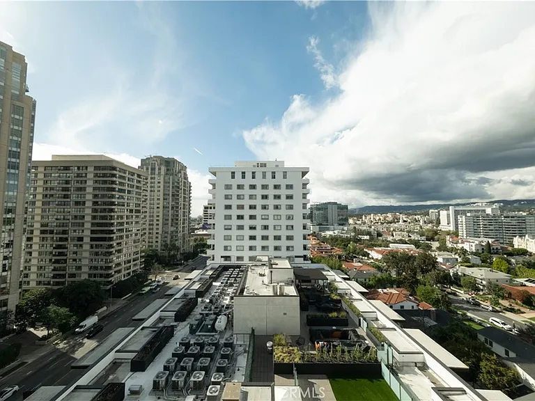 10751 Wilshire Blvd #1405 — Photo 3