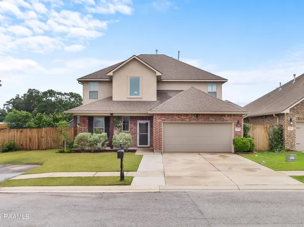 110 Marais Ave, Youngsville, LA 70592