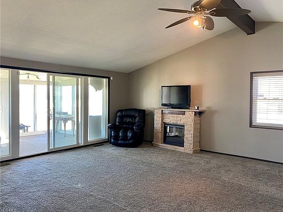 4th image of 9062 N Plaza Dr
