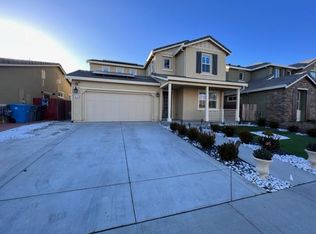 612 Snapdragon St, Vacaville, CA 95687