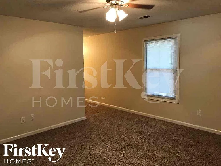5334 Memorial Ln — Photo 11