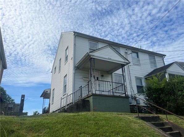 520 Farnsworth Ave, Clairton, PA 15025