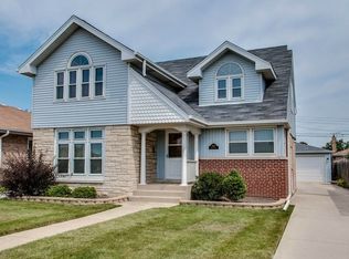 7656 W Victoria St, Chicago, IL