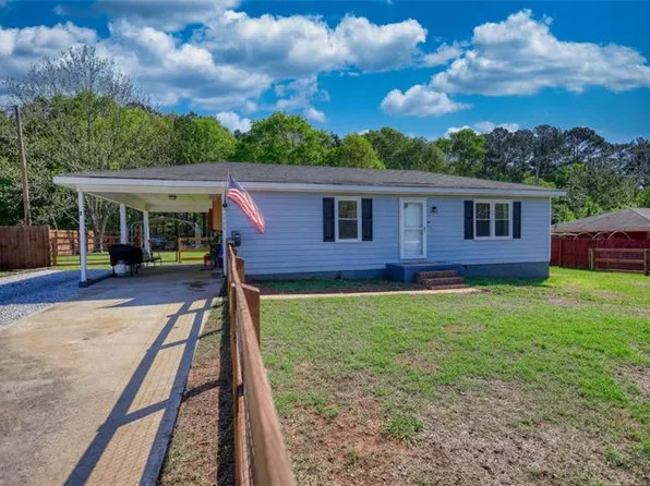1329 Fairview Dr, Monroe, GA 30656