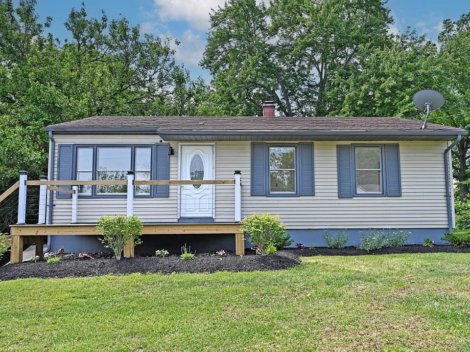 1st image of 585 Brantner Ln