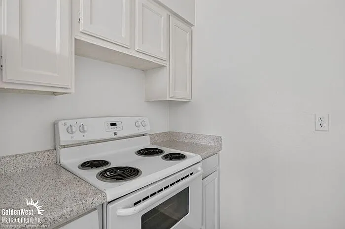 2 bed, 1.0 bath, 800 sqft, $850 — Photo 4