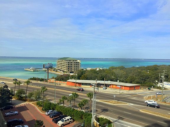 3rd image of 10 Harbor Blvd #W427