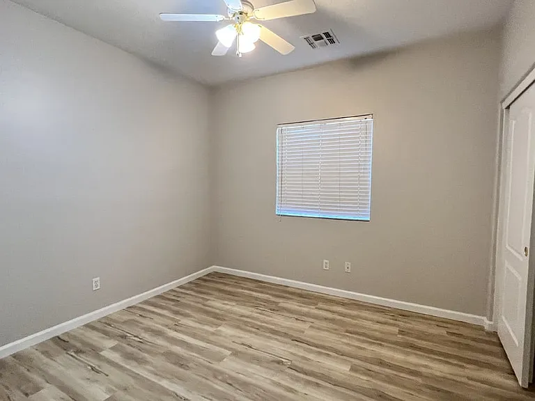 495 N Bluejay Dr — Photo 9