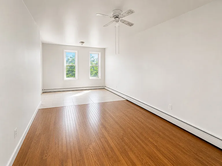 10615 Guy R Brewer Blvd #3 — Photo 7