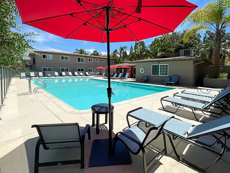 Park Grossmont — Photo 12