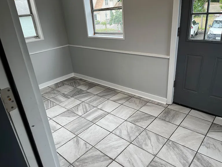 8 S Center St #1 — Photo 17