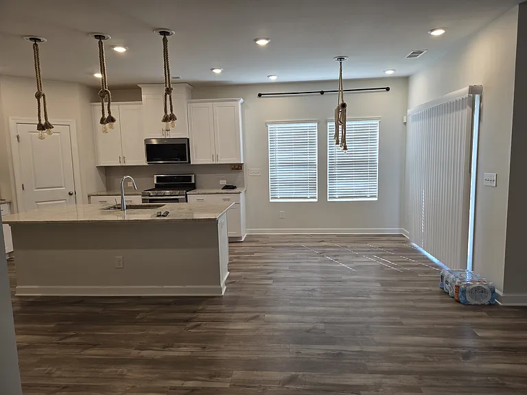 3301 Plum Dr — Photo 17