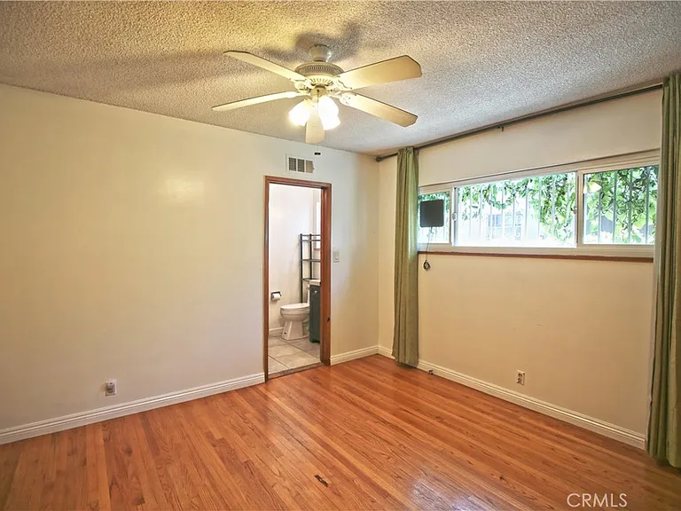 4851 Willmonte Ave — Photo 15