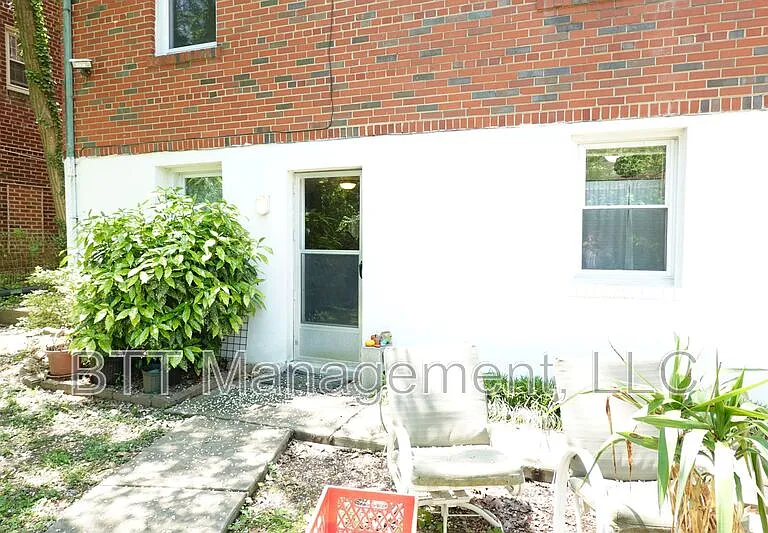 8417 Flower Ave #4 — Photo 2